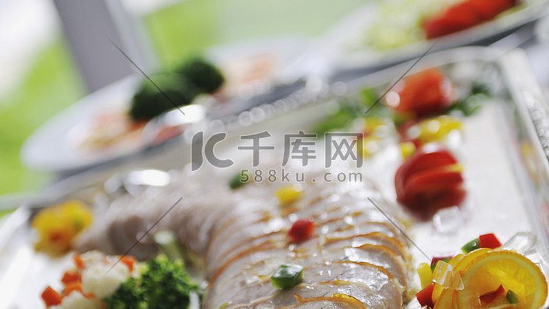 成都餐饮加盟设备批发市场：揭秘设备选型的关键要素